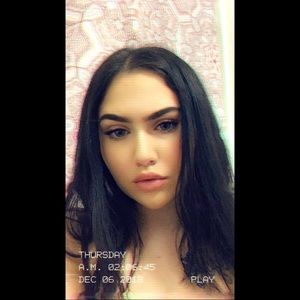 Meet your Posher, Serena